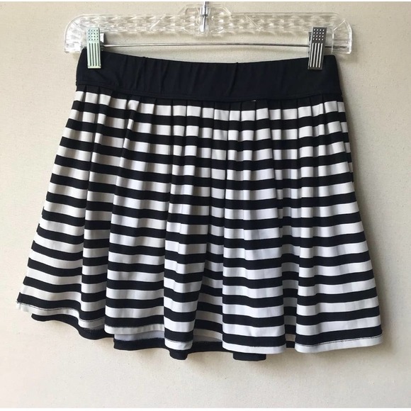 Kate Spade Nahant Shore Pleated Striped Skirt - Picture 10 of 12